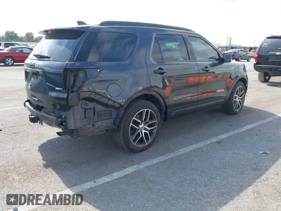 2017 Ford Explorer Sport with VIN 1FM5K8GT0HGB91190, listed as a IAAI auction lot 43382716 with 130,898 mi miles and . Bid and sale history available at DreamBid. Image 4.