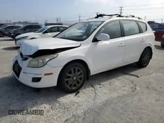 2012 Hyundai Elantra SE z VIN KMHDC8AE7CU142761, wystawiony jako Copart lot #85588045 z przebiegiem 126 401 mil mil oraz Szkoda całkowita • Salvage title. Historia ofert i sprzedaży dostępna na DreamBid. Obrazek 1.