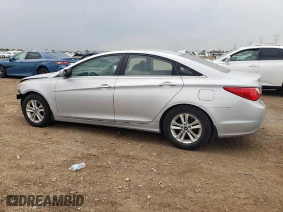 2013 Hyundai Sonata GLS z VIN 5NPEB4AC2DH649470, wystawiony jako Copart lot #81523545 z przebiegiem 113 603 mil mil oraz Szkoda całkowita • Salvage title. Historia ofert i sprzedaży dostępna na DreamBid. Obrazek 2.