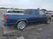 1995 GMC Sierra 1500 z VIN 2GTEC19K0S1537997, wystawiony jako Copart lot #85018174 z przebiegiem 240 831 mil mil oraz Czysty tytuł • Clean title. Historia ofert i sprzedaży dostępna na DreamBid. Obrazek 3.