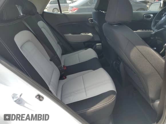 2025 Hyundai Venue SEL с VIN KMHRC8A36SU407558, выставлен на аукционе Copart как лот 69245595 с пробегом 199 миль миль и Списание • Salvage title. История ставок и продаж доступна на DreamBid. Изображение 11.