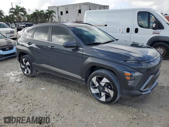 2024 Hyundai Kona Limited с VIN KM8HECA36RU048019, выставлен на аукционе Copart как лот 85298764 с пробегом 6 553 миль миль и На запчасти • Non repairable. История ставок и продаж доступна на DreamBid. Изображение 4.