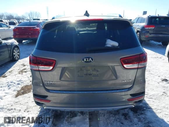 2016 Kia Sorento SXL z VIN 5XYPKDA58GG080887, wystawiony jako IAAI lot #41315725 z przebiegiem 140 831 mil mil oraz . Historia ofert i sprzedaży dostępna na DreamBid. Obrazek 15.