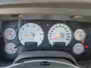 2002 Dodge 1500 z VIN 1D7HA16N52J144011, wystawiony jako Copart lot #87538335 z przebiegiem 210 227 mil mil oraz Czysty tytuł • Clean title. Historia ofert i sprzedaży dostępna na DreamBid. Obrazek 9.