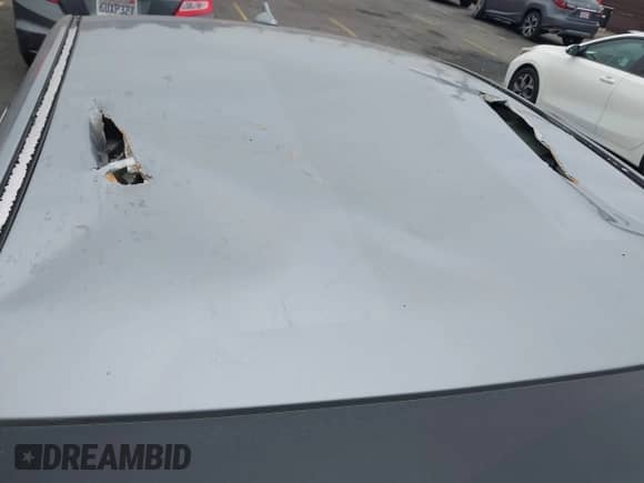 2016 Hyundai Sonata SE z VIN 5NPE24AF2GH361754, wystawiony jako IAAI lot #43549431 z przebiegiem 116 706 mil mil oraz . Historia ofert i sprzedaży dostępna na DreamBid. Obrazek 12.