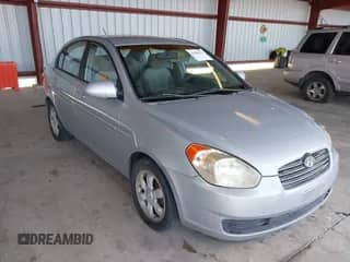 2006 Hyundai Accent GLS z VIN KMHCN46C76U021965, wystawiony jako IAAI lot #42788352 z przebiegiem 222 634 mil mil oraz . Historia ofert i sprzedaży dostępna na DreamBid. Obrazek 1.