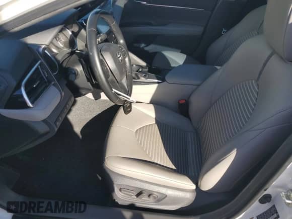 2018 Toyota Camry SE с VIN JTNB11HK3J3064126, выставлен на аукционе Copart как лот 82269945 с пробегом 88 446 миль миль и Списание • Salvage title. История ставок и продаж доступна на DreamBid. Изображение 7.