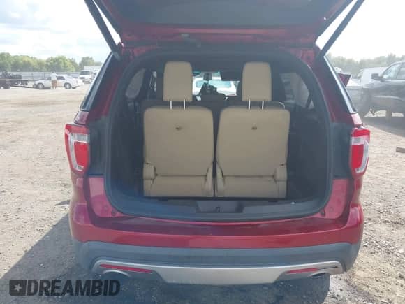 2017 Ford Explorer Limited z VIN 1FM5K7F89HGB59782, wystawiony jako IAAI lot #43393602 z przebiegiem 52 395 mil mil oraz . Historia ofert i sprzedaży dostępna na DreamBid. Obrazek 17.