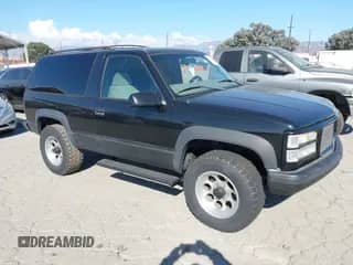 1999 Chevrolet Tahoe с VIN 3GNEK18R2XG111641, выставлен на аукционе IAAI как лот 43306014 с пробегом 175 885 миль миль и . История ставок и продаж доступна на DreamBid. Изображение 1.
