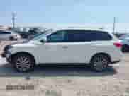 2016 Nissan Pathfinder Platinum with VIN 5N1AR2MM1GC655985, listed as a IAAI auction lot 42721640 with 175,902 mi miles and . Bid and sale history available at DreamBid. Image 14.