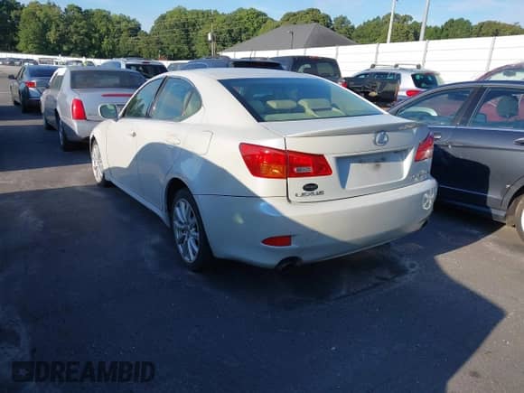 2006 Lexus IS 250 z VIN JTHCK262365003237, wystawiony jako IAAI lot #42980514 z przebiegiem Nie podano mil oraz . Historia ofert i sprzedaży dostępna na DreamBid. Obrazek 3.