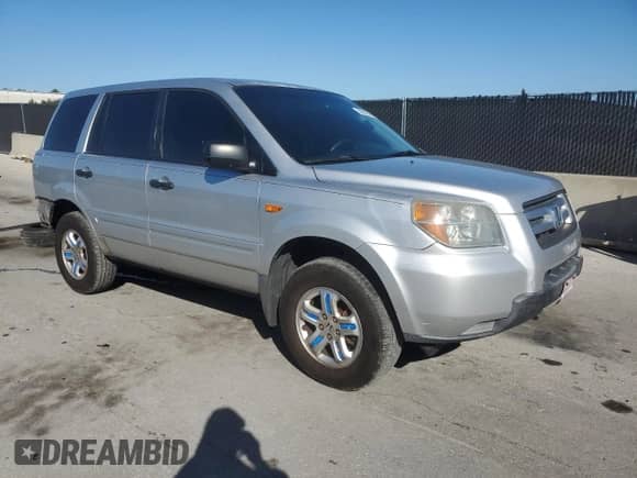 2007 Honda Pilot LX с VIN 5FNYF28117B045101, выставлен на аукционе Copart как лот 86882065 с пробегом 172 731 миль миль и Списание • Salvage title. История ставок и продаж доступна на DreamBid. Изображение 4.