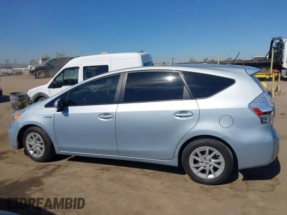 2012 Toyota Prius Two z VIN JTDZN3EU0C3120325, wystawiony jako IAAI lot #43052301 z przebiegiem 167 471 mil mil oraz . Historia ofert i sprzedaży dostępna na DreamBid. Obrazek 14.