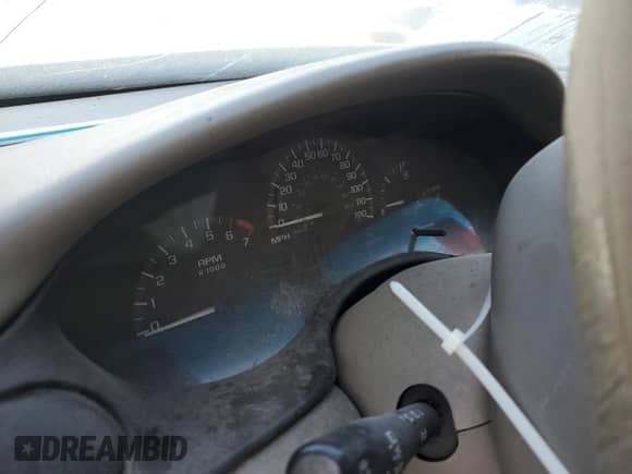 2005 Chevrolet Malibu Classic with VIN 1G1ND52F65M194955, listed as a Copart auction lot 84207095 with Not provided miles and Salvage title. Bid and sale history available at DreamBid. Image 9.