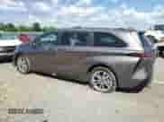 2022 Toyota Sienna Platinum с VIN 5TDERKECXNS117289, выставлен на аукционе Copart как лот 53491924 с пробегом 7 675 миль миль и Списание • Salvage title. История ставок и продаж доступна на DreamBid. Изображение 2.