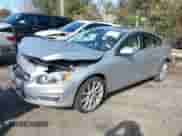 2018 Volvo S60 Inscription с VIN LYV402HK1JB177583, выставлен на аукционе IAAI как лот 41581460 с пробегом 78 995 миль миль и . История ставок и продаж доступна на DreamBid. Изображение 2.