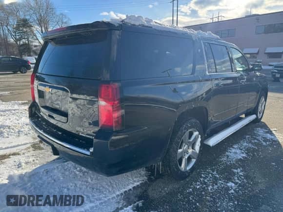 2019 Chevrolet Suburban Premier с VIN 1GNSKJKC3KR183500, выставлен на аукционе Copart как лот 45542635 с пробегом 253 160 миль миль и Чистый • Clean title. История ставок и продаж доступна на DreamBid. Изображение 4.