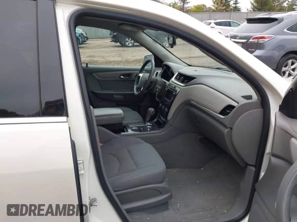 2014 Chevrolet Traverse LT с VIN 1GNKRGKD3EJ107673, выставлен на аукционе IAAI как лот 43462547 с пробегом 180 732 миль миль и . История ставок и продаж доступна на DreamBid. Изображение 5.
