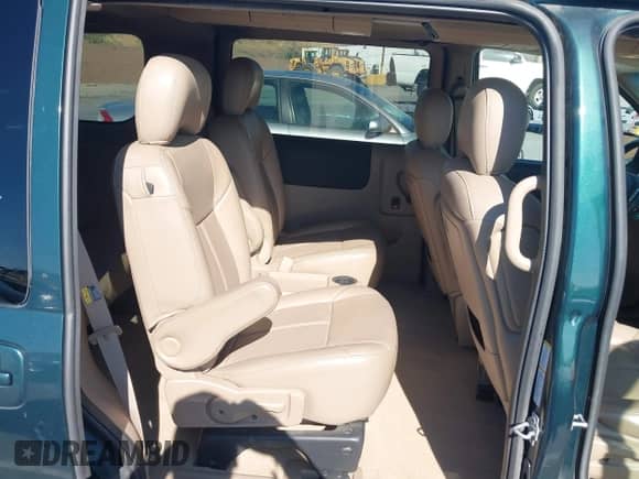 2006 Saturn Relay 3 with VIN 5GZDV23L76D131236, listed as a IAAI auction lot 43013060 with 127,927 mi miles and . Bid and sale history available at DreamBid. Image 8.