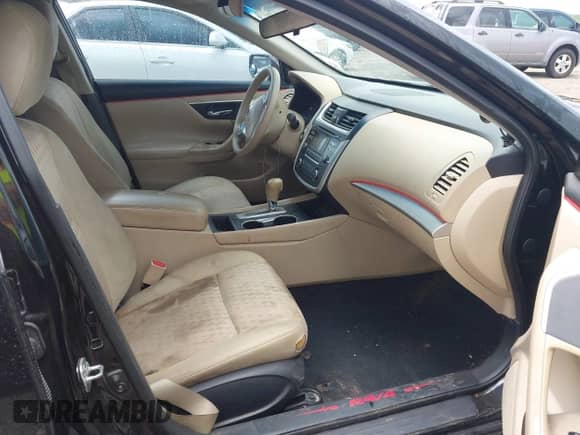 2016 Nissan Altima SR z VIN 1N4AL3AP3GC264210, wystawiony jako IAAI lot #42944071 z przebiegiem 242 554 mil mil oraz . Historia ofert i sprzedaży dostępna na DreamBid. Obrazek 5.