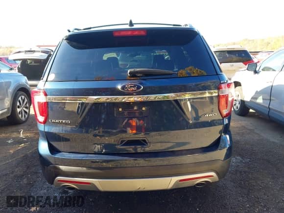 2017 Ford Explorer Limited z VIN 1FM5K8F86HGD80147, wystawiony jako IAAI lot #43491069 z przebiegiem 47 148 mil mil oraz . Historia ofert i sprzedaży dostępna na DreamBid. Obrazek 16.