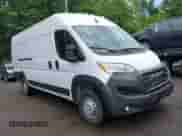 2025 Ram ProMaster Cargo Tradesman с VIN 3C6MRVJG5SE517733, выставлен на аукционе IAAI как лот 42302812 с пробегом 3 824 миль миль и . История ставок и продаж доступна на DreamBid. Изображение 1.