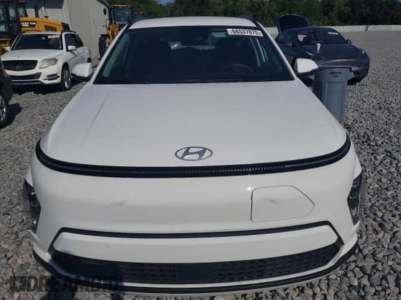 2025 Hyundai Kona SEL с VIN KM8HC3A69SU021810, выставлен на аукционе Copart как лот 66537875 с пробегом 2 622 миль миль и Списание • Salvage title. История ставок и продаж доступна на DreamBid. Изображение 5.