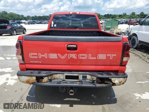 2006 Chevrolet Silverado 1500 LT1 с VIN 1GCEC19Z16Z261050, выставлен на аукционе Copart как лот 63075505 с пробегом 162 588 миль миль и Списание • Salvage title. История ставок и продаж доступна на DreamBid. Изображение 6.