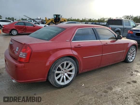 2007 Chrysler 300 C SRT-8 with VIN 2C3LA73W47H820983, listed as a Copart auction lot 81005034 with 114,706 mi miles and Clean title. Bid and sale history available at DreamBid. Image 3.