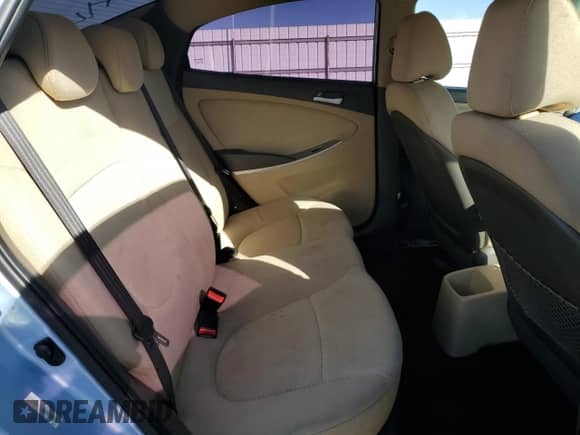 2013 Hyundai Accent GLS z VIN KMHCT4AE7DU521782, wystawiony jako Copart lot #82449265 z przebiegiem 111 826 mil mil oraz Szkoda całkowita • Salvage title. Historia ofert i sprzedaży dostępna na DreamBid. Obrazek 10.