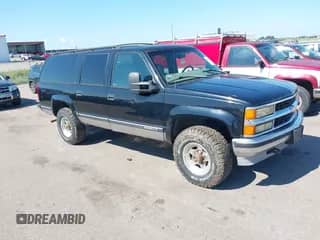 1999 Chevrolet Suburban с VIN 3GNGK26J4XG138531, выставлен на аукционе IAAI как лот 42677304 с пробегом 172 361 миль миль и . История ставок и продаж доступна на DreamBid. Изображение 1.
