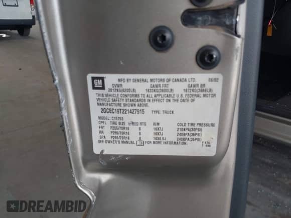 2002 Chevrolet Silverado 1500 LS with VIN 2GCEC19T221427915, listed as a IAAI auction lot 43143055 with Not provided miles and . Bid and sale history available at DreamBid. Image 9.