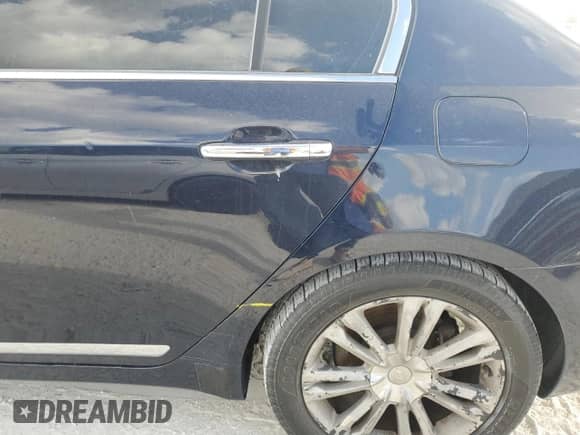 2011 Hyundai Genesis z VIN KMHGC4DF7BU139819, wystawiony jako Copart lot #77091184 z przebiegiem 179 787 mil mil oraz Nie do naprawy • Non repairable. Historia ofert i sprzedaży dostępna na DreamBid. Obrazek 12.