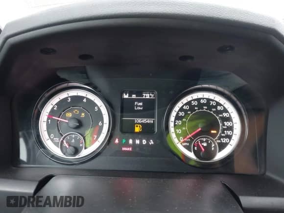 2018 Ram 1500 Tradesman с VIN 1C6RR7FT2JS327763, выставлен на аукционе IAAI как лот 42686971 с пробегом 106 454 миль миль и . История ставок и продаж доступна на DreamBid. Изображение 7.