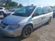 2005 Dodge Caravan SE z VIN 1D4GP24R25B422025, wystawiony jako IAAI lot #43221726 z przebiegiem 165 159 mil mil oraz . Historia ofert i sprzedaży dostępna na DreamBid. Obrazek 18.