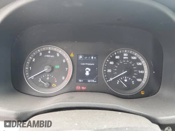 2017 Hyundai Tucson SE z VIN KM8J33A45HU567688, wystawiony jako Copart lot #71665025 z przebiegiem 66 175 mil mil oraz Szkoda całkowita • Salvage title. Historia ofert i sprzedaży dostępna na DreamBid. Obrazek 9.