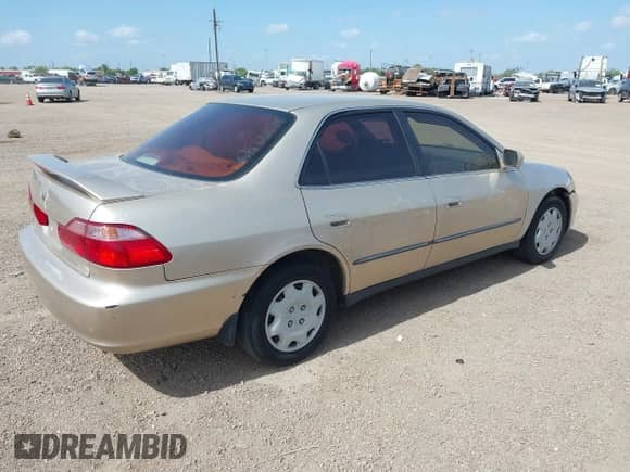 2000 Honda Accord LX z VIN JHMCG5645YC005428, wystawiony jako IAAI lot #42701363 z przebiegiem 161 849 mil mil oraz . Historia ofert i sprzedaży dostępna na DreamBid. Obrazek 4.