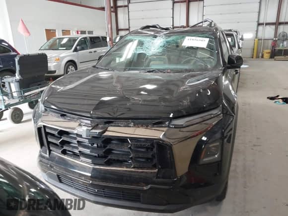 2025 Chevrolet Equinox AWD ACTIV z VIN 3GNAXSEG8SL206410, wystawiony jako IAAI lot #41856505 z przebiegiem 2 128 mil mil oraz . Historia ofert i sprzedaży dostępna na DreamBid. Obrazek 12.
