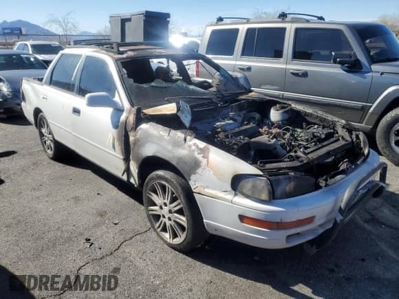 1994 Toyota Camry z VIN 4T1SK12W1RU432852, wystawiony jako Copart lot #47316515 z przebiegiem Nie podano mil oraz Szkoda całkowita • Salvage title. Historia ofert i sprzedaży dostępna na DreamBid. Obrazek 4.