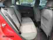 2012 Chevrolet Sonic LS z VIN 1G1JA5SH8C4149814, wystawiony jako Copart lot #81399975 z przebiegiem 97 391 mil mil oraz Szkoda całkowita • Salvage title. Historia ofert i sprzedaży dostępna na DreamBid. Obrazek 10.