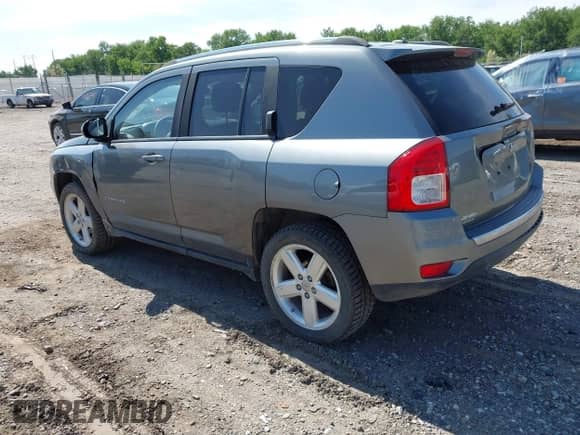 2012 Jeep Compass Limited с VIN 1C4NJCCB1CD639602, выставлен на аукционе IAAI как лот 42426036 с пробегом 192 564 миль миль и . История ставок и продаж доступна на DreamBid. Изображение 3.