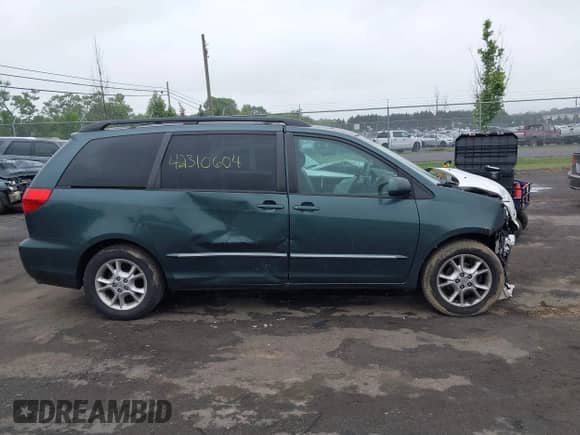2005 Toyota Sienna XLE z VIN 5TDZA22C75S326079, wystawiony jako IAAI lot #42310604 z przebiegiem 149 265 mil mil oraz . Historia ofert i sprzedaży dostępna na DreamBid. Obrazek 14.