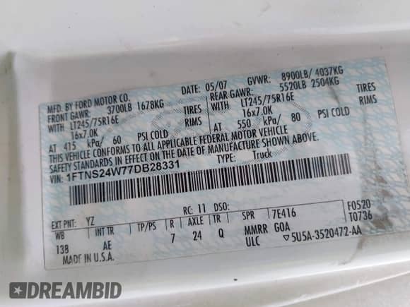 2007 Ford Econoline Cargo z VIN 1FTNS24W77DB28331, wystawiony jako IAAI lot #42927816 z przebiegiem Nie podano mil oraz . Historia ofert i sprzedaży dostępna na DreamBid. Obrazek 9.