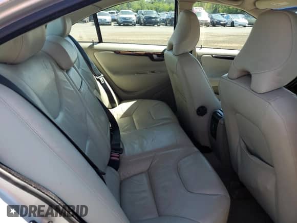 2006 Volvo S60 2.5L Turbo с VIN YV1RH592462552724, выставлен на аукционе Copart как лот 69133415 с пробегом 120 258 миль миль и Списание • Salvage title. История ставок и продаж доступна на DreamBid. Изображение 10.