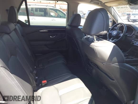 2025 Honda Pilot EX-L с VIN 5FNYG1H42SB008049, выставлен на аукционе IAAI как лот 43116749 с пробегом 11 402 миль миль и . История ставок и продаж доступна на DreamBid. Изображение 8.