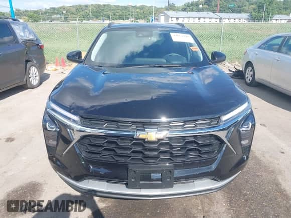 2025 Chevrolet Trax LT с VIN KL77LHEP3SC107813, выставлен на аукционе IAAI как лот 43063910 с пробегом 5 911 миль миль и . История ставок и продаж доступна на DreamBid. Изображение 12.