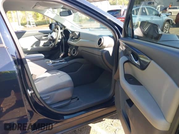 2021 Chevrolet Blazer LT с VIN 3GNKBCRS6MS507256, выставлен на аукционе IAAI как лот 43261762 с пробегом 50 933 миль миль и . История ставок и продаж доступна на DreamBid. Изображение 5.