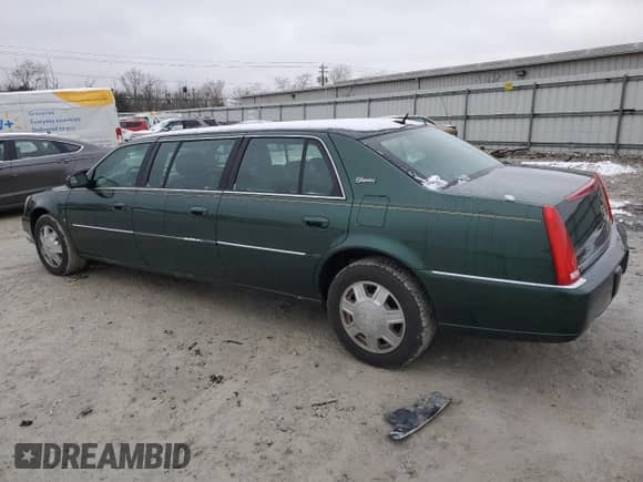2007 Cadillac DTS Professional with VIN 1GEEH96Y27U550682, listed as a Copart auction lot 45060125 with 77,965 mi miles and Clean title. Bid and sale history available at DreamBid. Image 2.