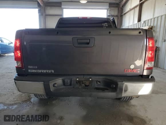 2010 GMC Sierra 1500 SL z VIN 3GTRCUEA6AG124309, wystawiony jako Copart lot #80319144 z przebiegiem 116 416 mil mil oraz Szkoda całkowita • Salvage title. Historia ofert i sprzedaży dostępna na DreamBid. Obrazek 6.