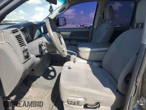2008 Dodge 2500 SLT with VIN 3D7KS28AX8G229147, listed as a Copart auction lot 67573915 with 304,469 mi miles and Clean title. Bid and sale history available at DreamBid. Image 7.